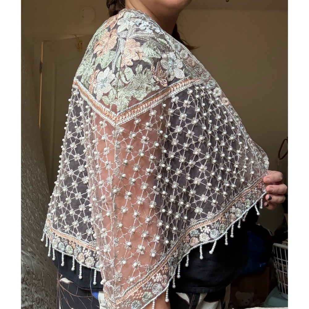 Pearl Embroidered Mesh Capelet Shawl Women Size OS Cream Pink Bridal Gala